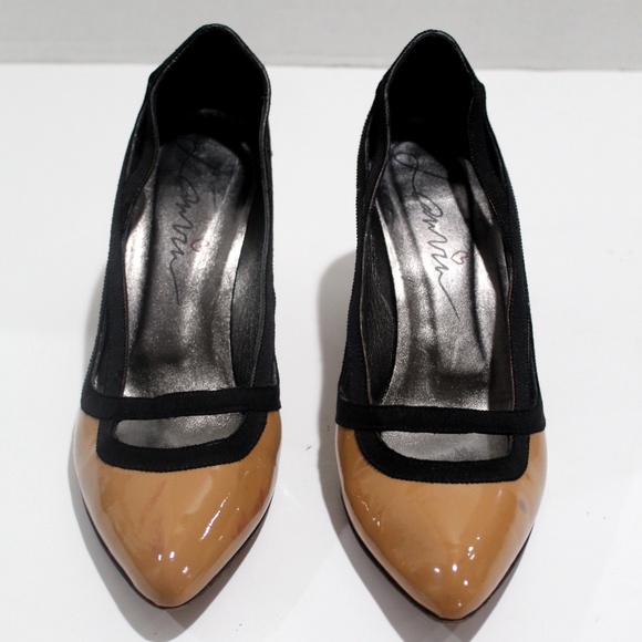 Lanvin Shoes - LANVIN Tan Patent Leather Black Ribbon Accent 10.5